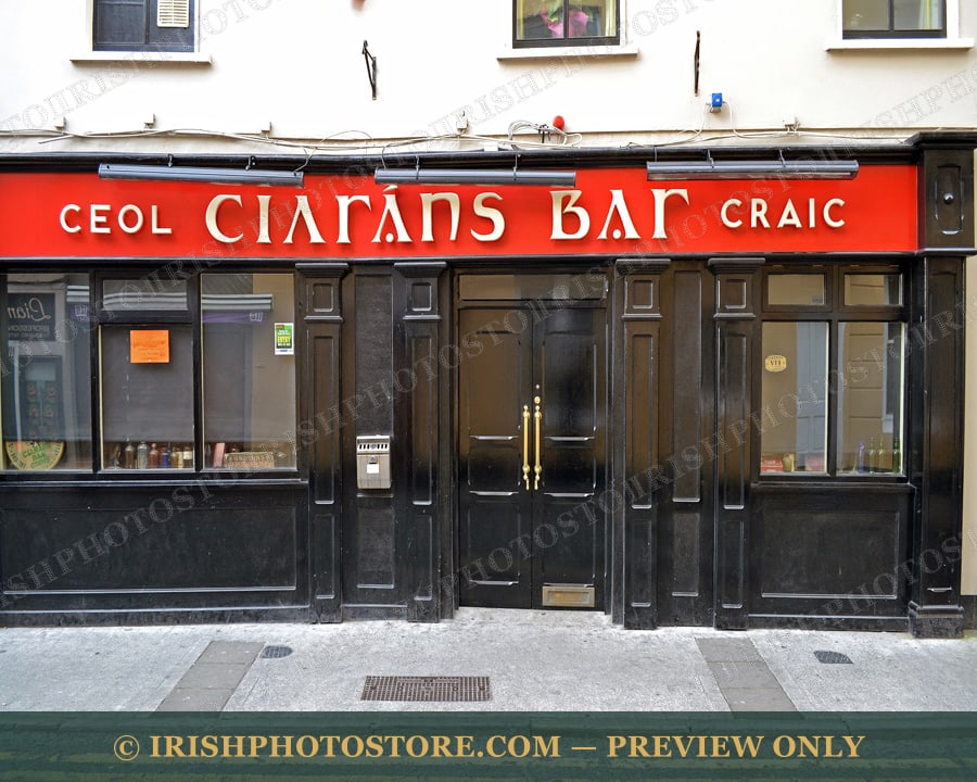 Ciaran’s Bar ~ Ennis ~ County Clare